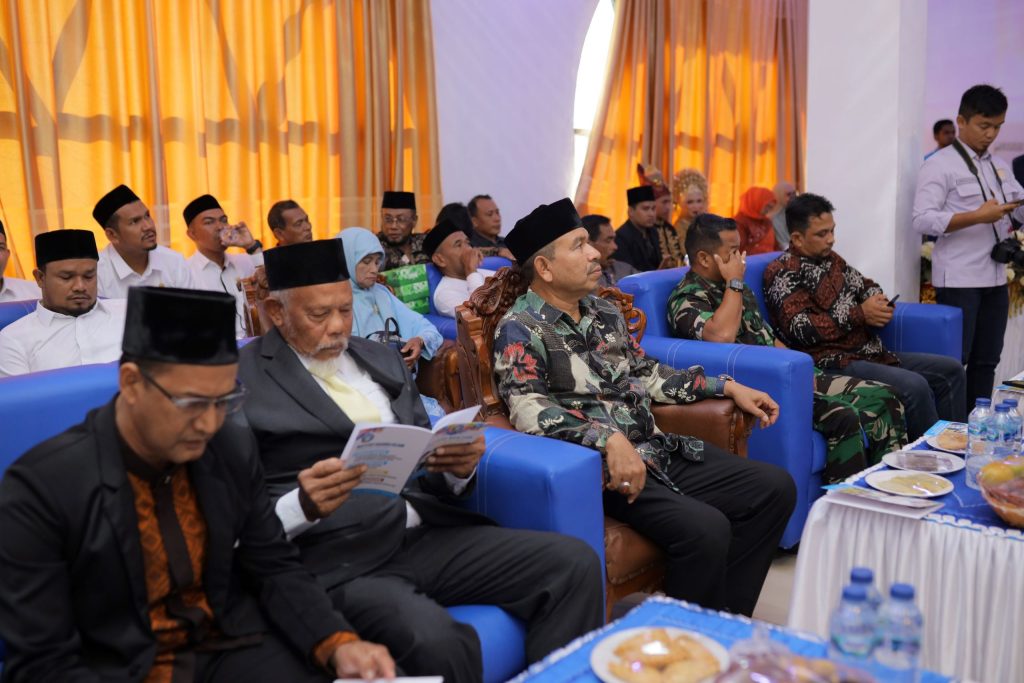 Kampus Paya Lipah Wisuda 324 Mahasiswa Tahun Akademik 2022/2023