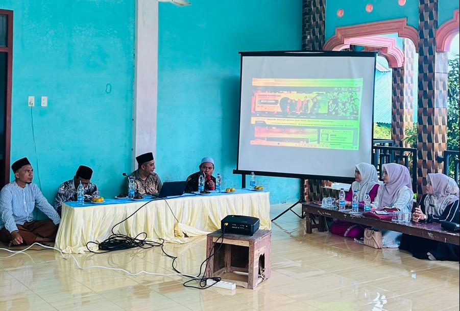 DEWANTARA - Rektor Institut Agama Islam (IAI) Almuslim Aceh Dr Nazaruddin MA bersama rombongan menggelar silaturrahmi ke Dayah Madinatuddiyah Jabal Nur, Gampong Paloh Lada, Kecamatan Dewantara, Aceh Utara, Ahad, 21 Juli 2024.