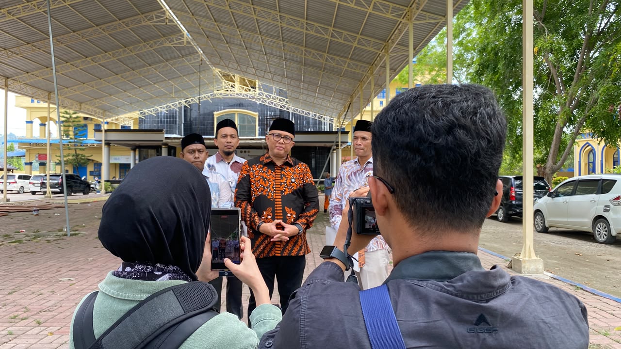 kunjungan sekretaris dirjen pendis uia 1
