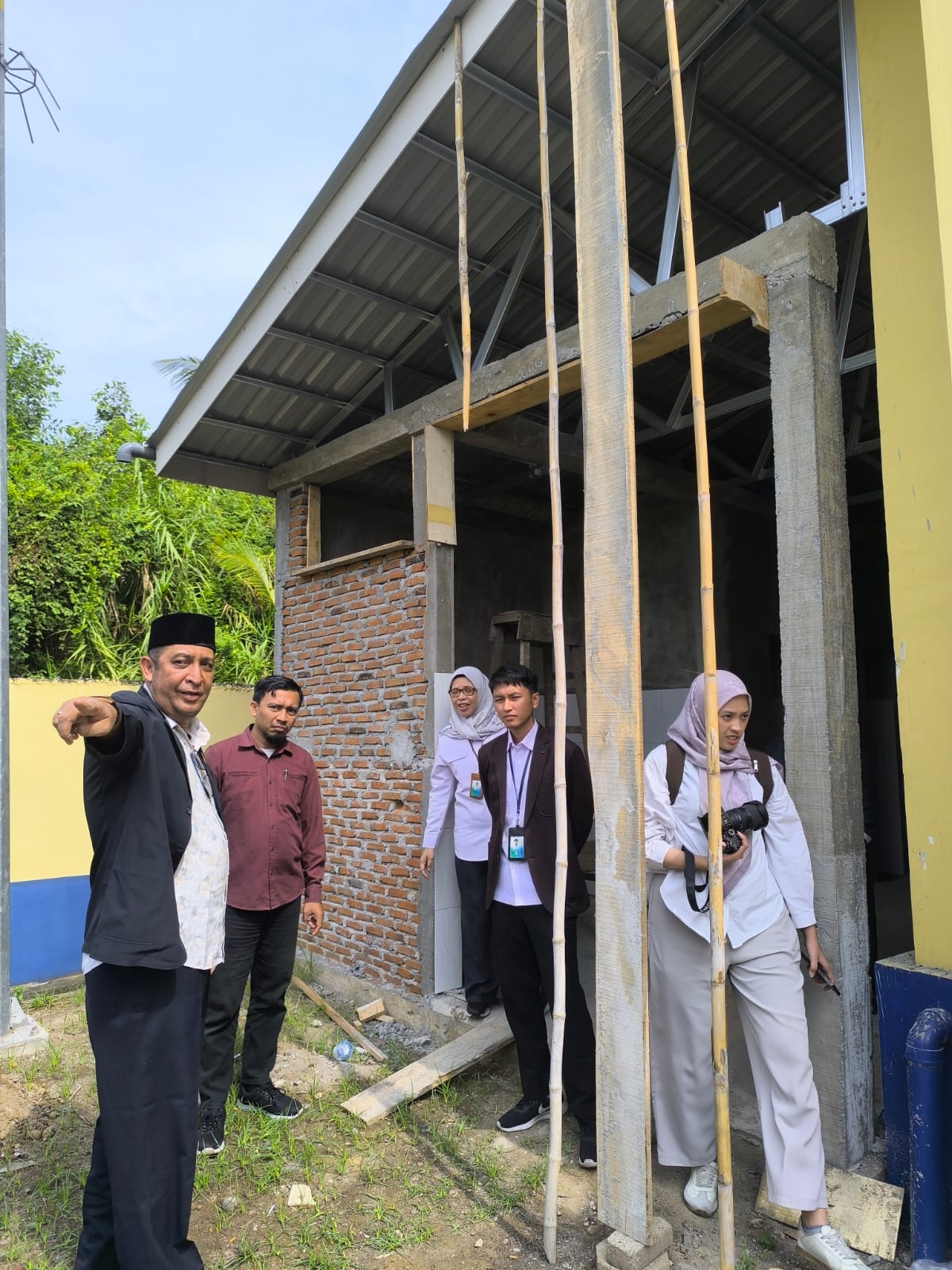 tim monev sarpras diktis uia 3