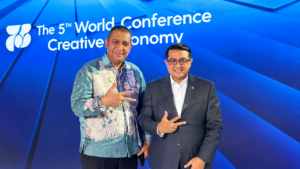 Rektor UIA dan Menteri Ekraf Creative Economy Conference Portrait